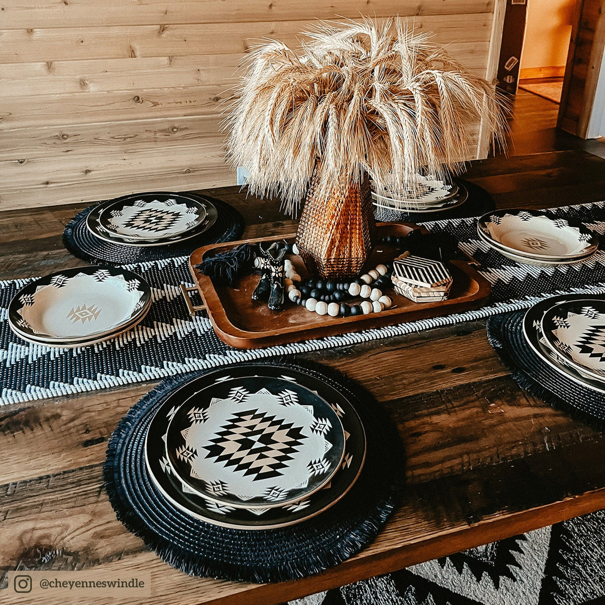 Chalet Aztec Dinnerware Set