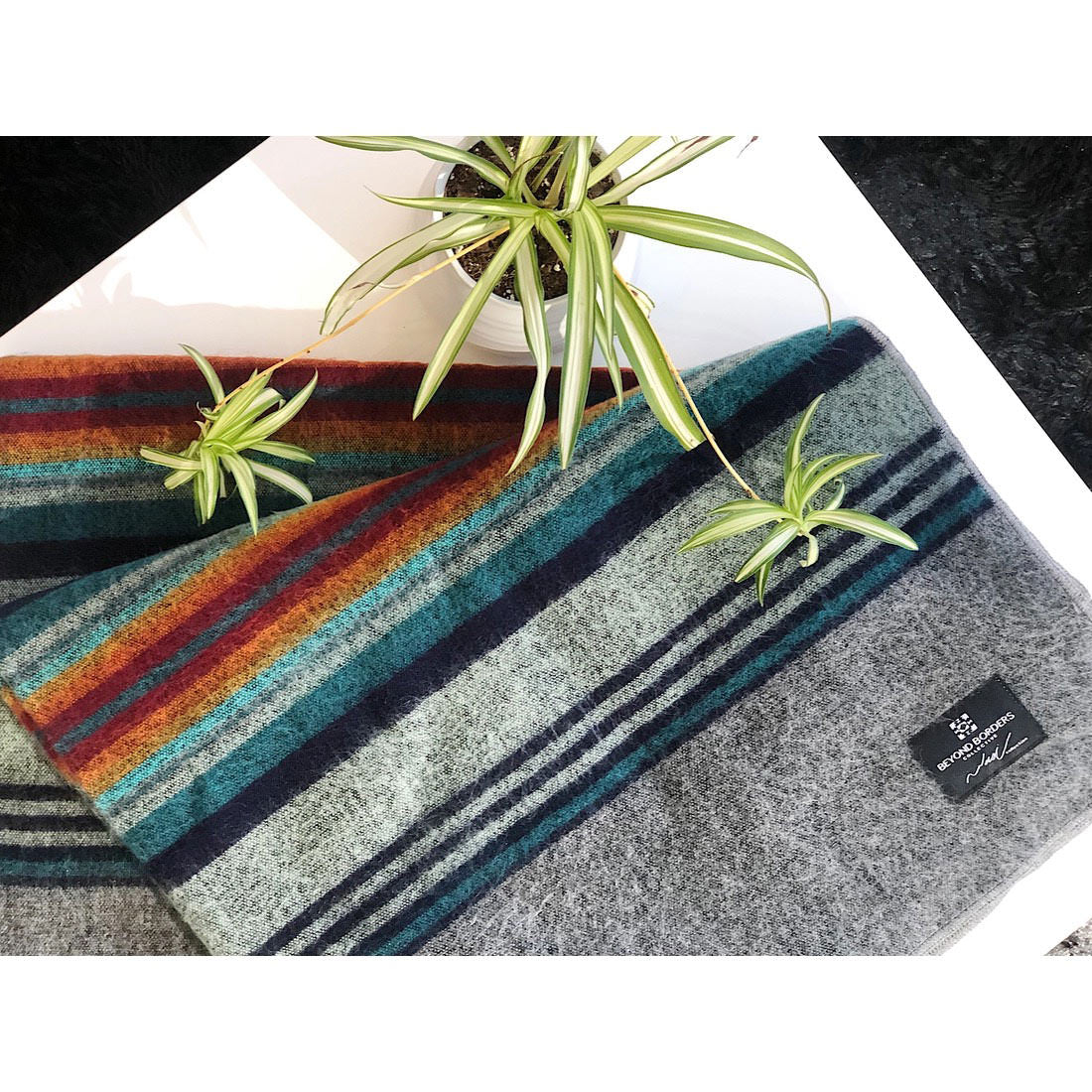 El Viajero Blanket - Grey Sunrise 2