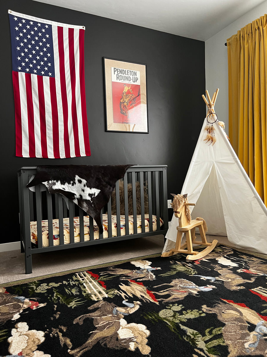 Retro Cowboy - Green & Black Western Rug