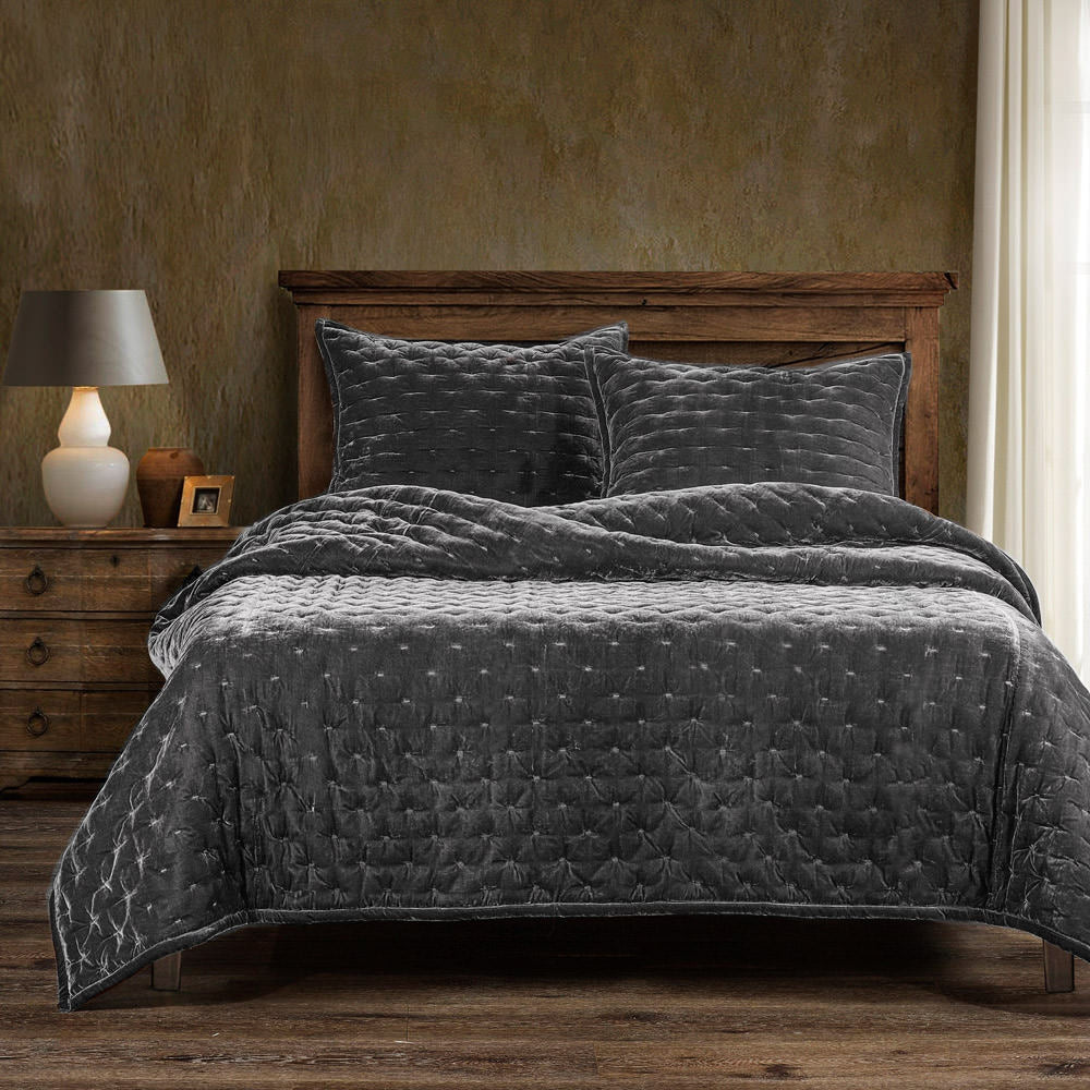 Stella Faux Silk Velvet Quilt