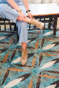 Plumage - Tropical Turquoise Western Rug