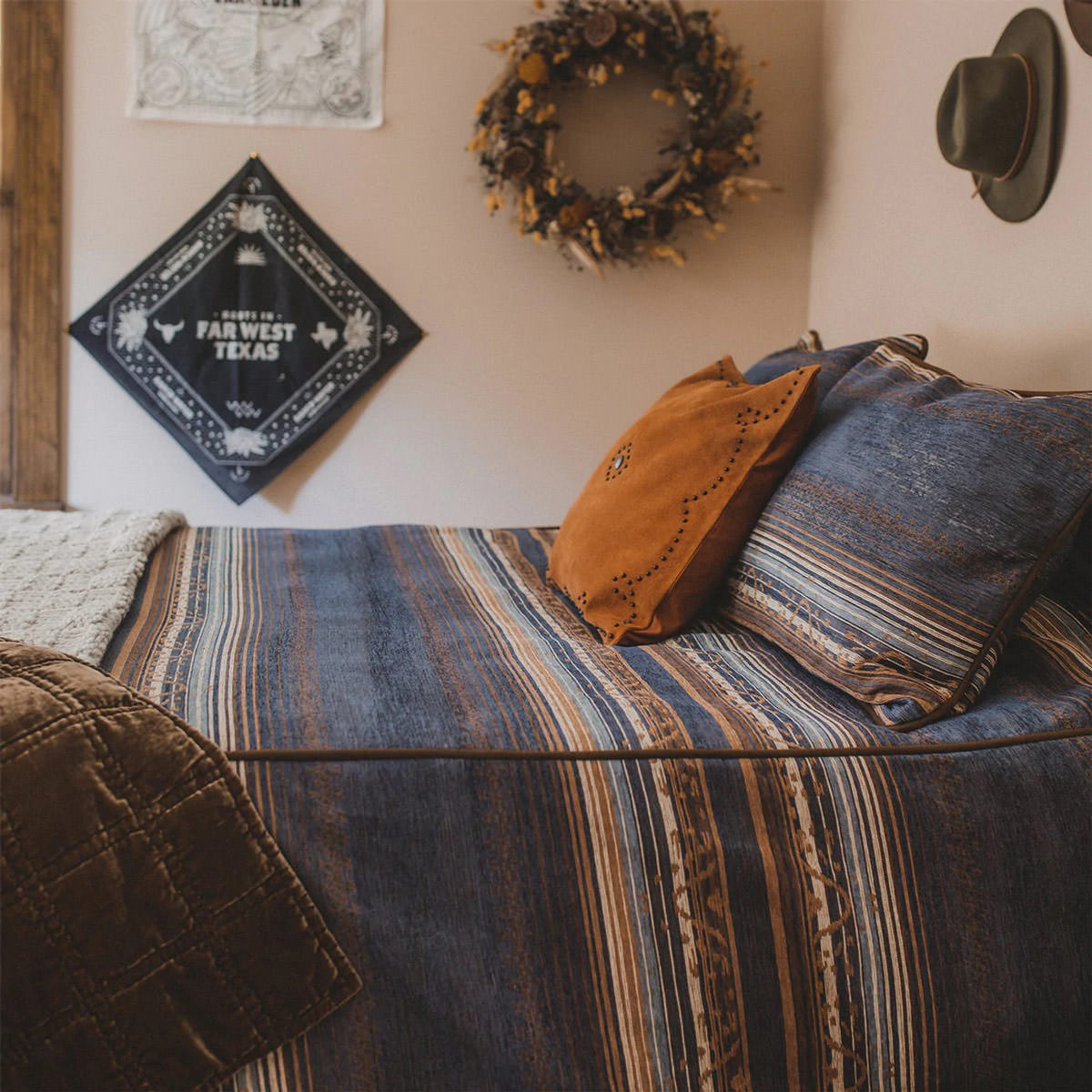 Estes Chenille Western Bedding Set