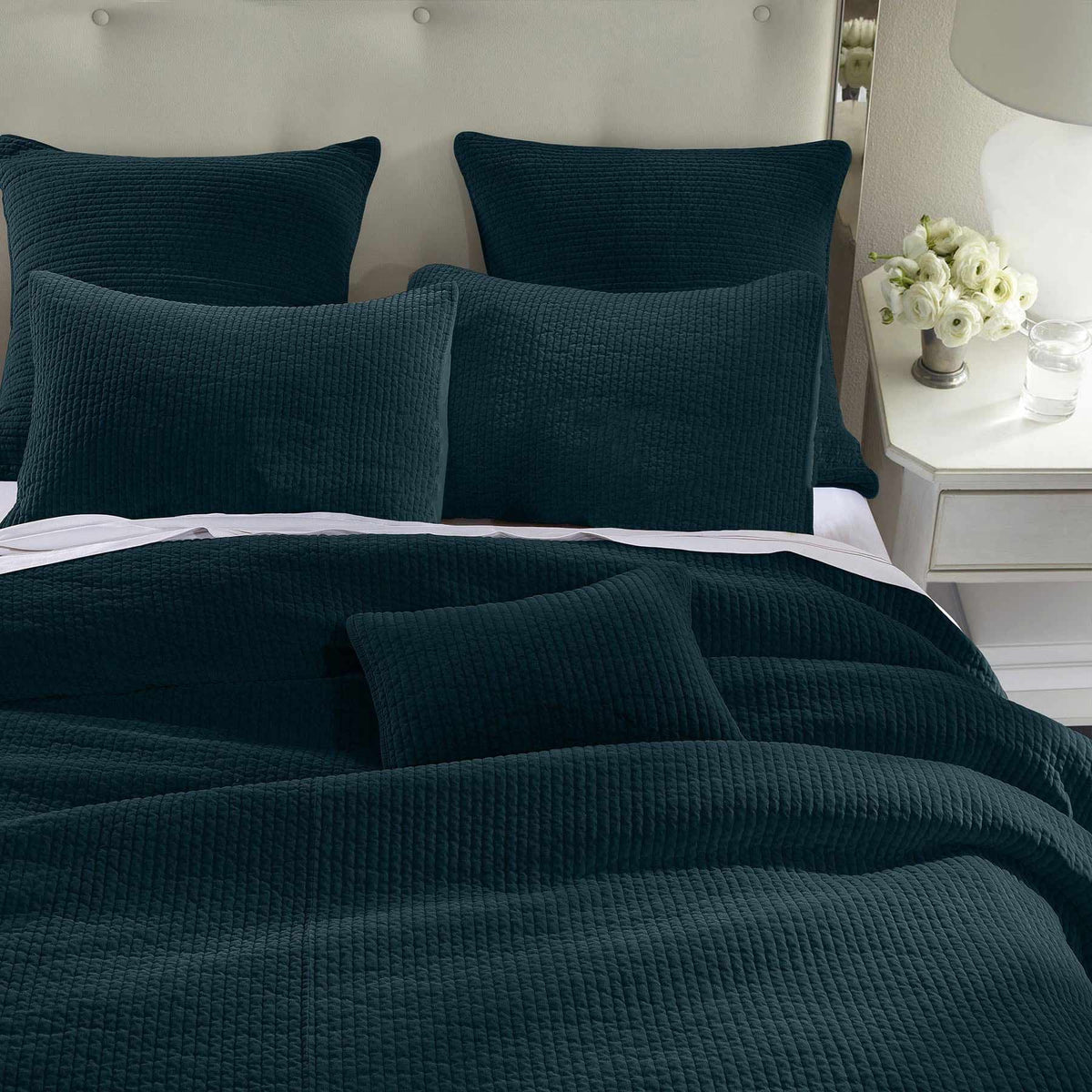Stonewashed Cotton Velvet Quilt deep blue