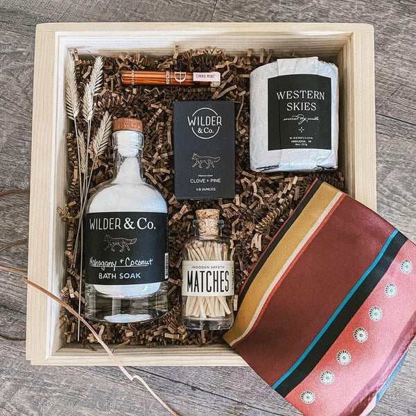 The Ranch Hand -Red Western Gift Box The Ranch Hand -Red Western Gift Box